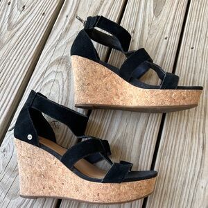 Ugg Whitney Black Wedge Sandals suede 8 strappy t-strap platform cork